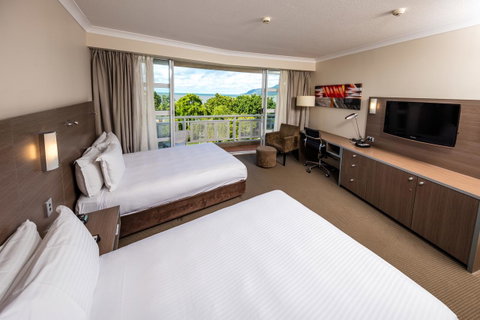 DoubleTree By Hilton Cairns - Australia Accommodation 23