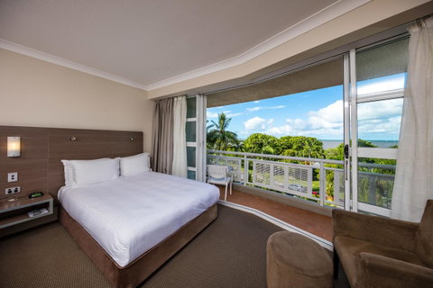DoubleTree By Hilton Cairns - Australia Accommodation 27
