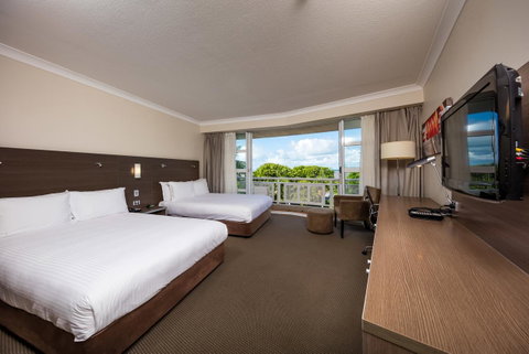 DoubleTree By Hilton Cairns - Australia Accommodation 30