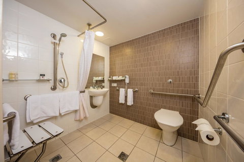 DoubleTree By Hilton Cairns - Australia Accommodation 34