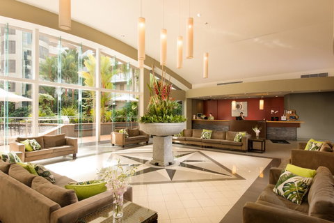 DoubleTree By Hilton Cairns - Australia Accommodation 3