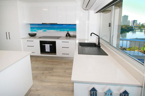Narrowneck Court Holiday Apartments - Australia Accommodation 28