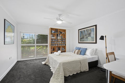 Narrowneck Court Holiday Apartments - Australia Accommodation 13