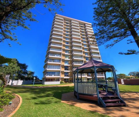 Narrowneck Court Holiday Apartments - Australia Accommodation 37
