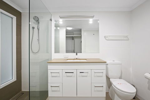 Narrowneck Court Holiday Apartments - Australia Accommodation 15