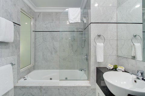 MacArthur Chambers - Australia Accommodation 14