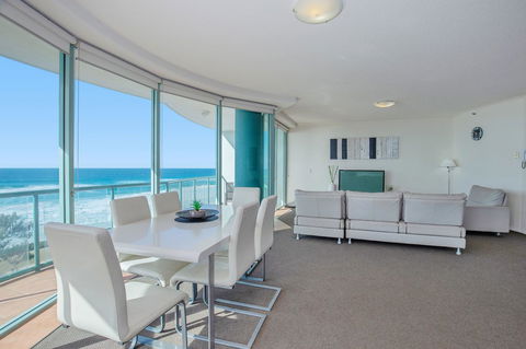 The Waterford On Main Beach - Australia Accommodation 16