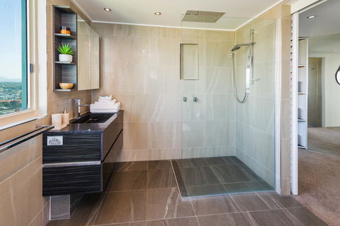The Waterford On Main Beach - Australia Accommodation 3