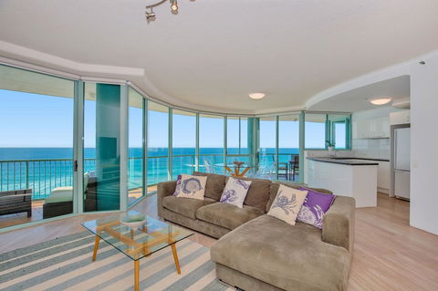 The Waterford On Main Beach - Australia Accommodation 31