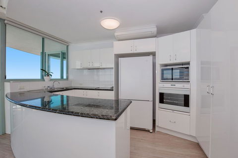The Waterford On Main Beach - Australia Accommodation 32