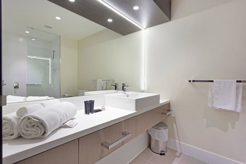 Calamvale Hotel Suites And Conference Centre - Australia Accommodation 25