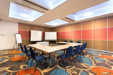 Calamvale Hotel Suites And Conference Centre - Australia Accommodation 24