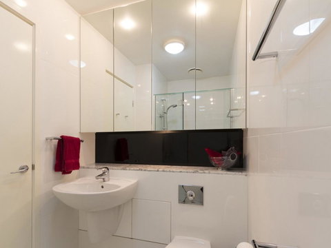 Felix 374 FF Apartment - Australia Accommodation 12