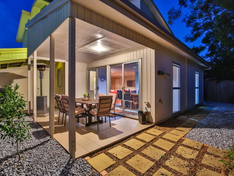 Hamilton Executive - Australia Accommodation 5