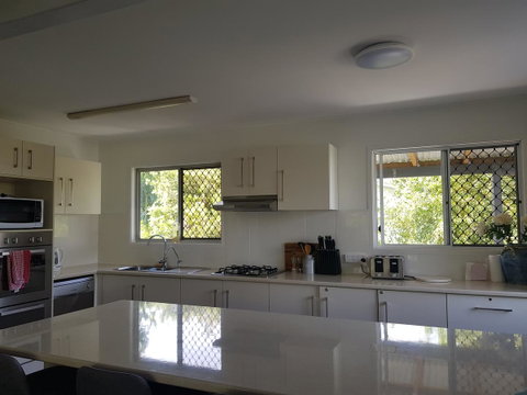 Highland House - Australia Accommodation 5