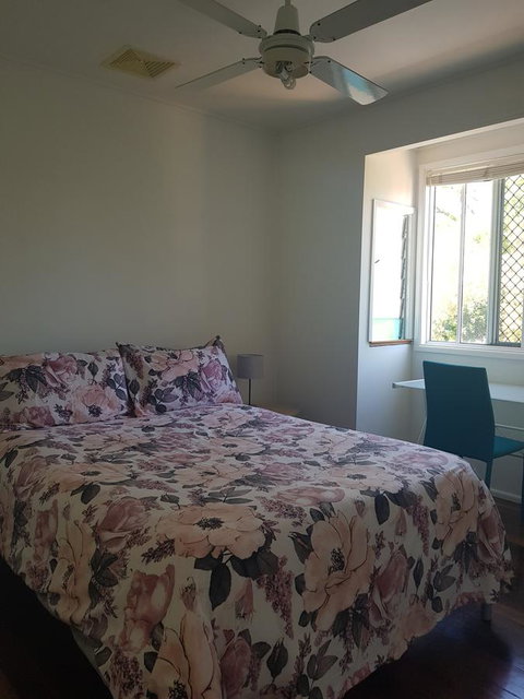 Highland House - Australia Accommodation 8