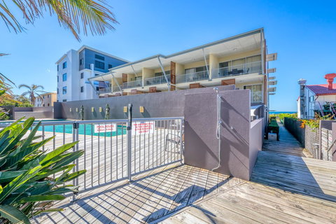 On The Beach Resort Bribie Island - Australia Accommodation 2