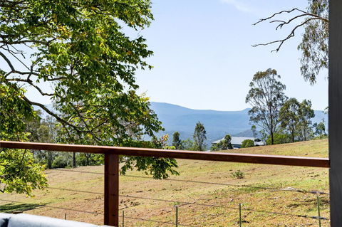 Hollow Tree Farm - Australia Accommodation 15