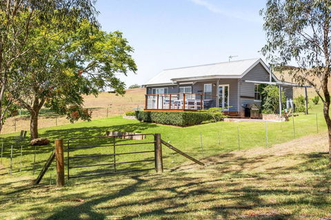 Hollow Tree Farm - Australia Accommodation 21