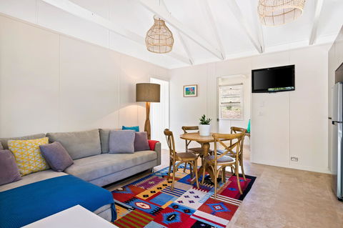 Hollow Tree Farm - Australia Accommodation 11