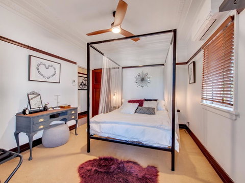 Anville Court - Australia Accommodation 8