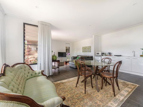 Sam's Buderim Mountain Guest House - Australia Accommodation 16