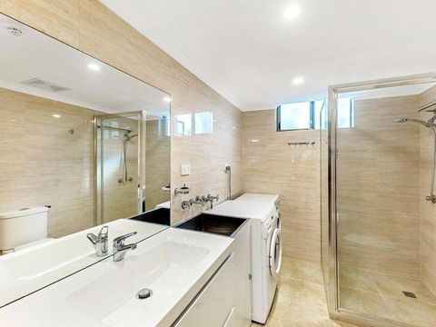 Enderley Gardens Resort - Australia Accommodation 8