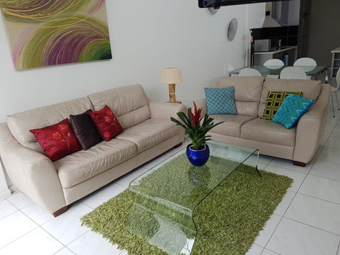 Sutton's Beach Unit - Australia Accommodation 5