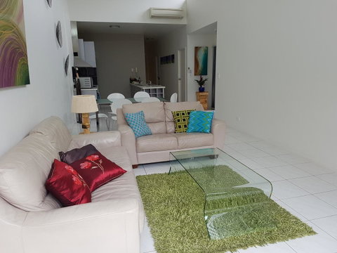 Sutton's Beach Unit - Australia Accommodation 0