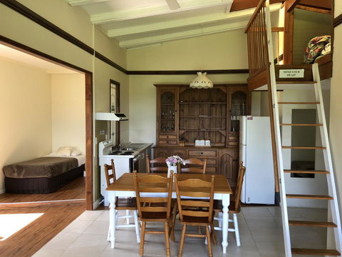 Montville Holiday Apartments - Australia Accommodation 13