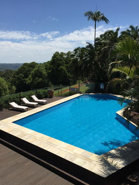 Montville Holiday Apartments - Australia Accommodation 28