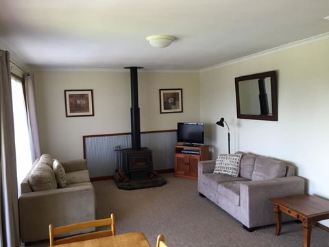 Montville Holiday Apartments - Australia Accommodation 19