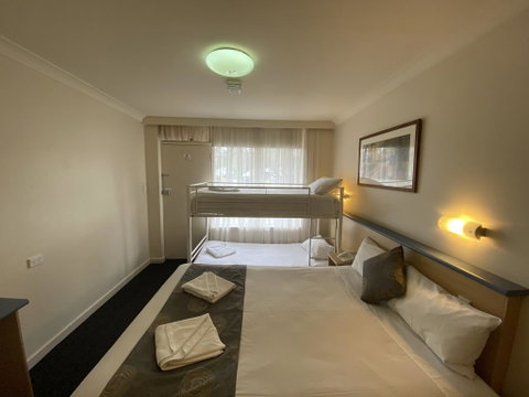 Welcome Inn 277 - Australia Accommodation 2