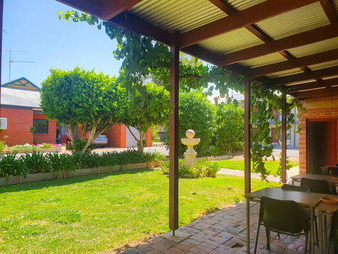 Wentworth Central Motor Inn - Australia Accommodation 0