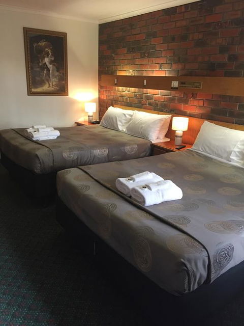 Wentworth Club Motel - Australia Accommodation 3