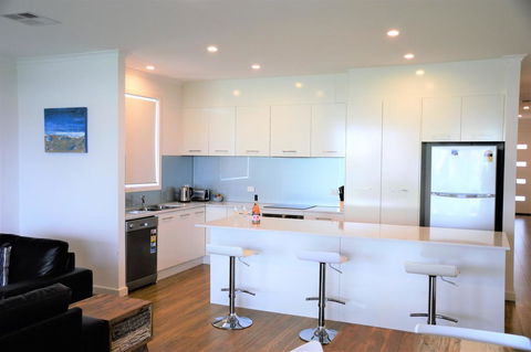 Western Breeze - Australia Accommodation 0