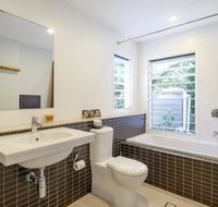 Whispering Trees - Australia Accommodation