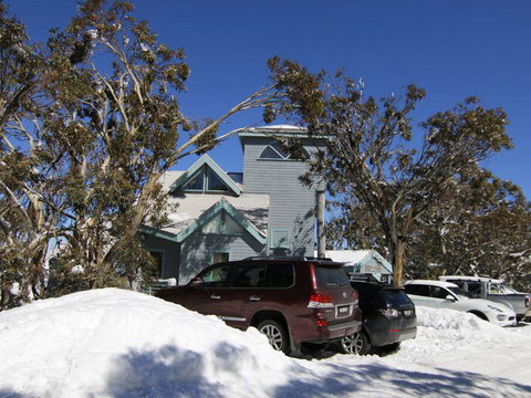 Whistler 5 - Australia Accommodation 1