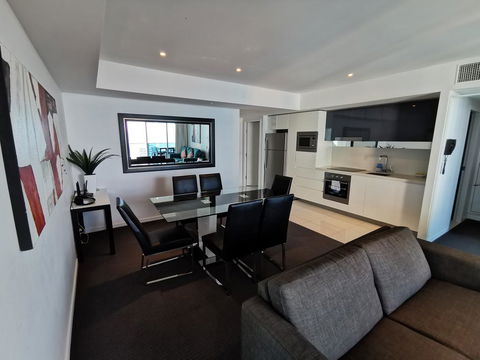 Widest Ocean View And Balcony Luxury Apt - Australia Accommodation 0