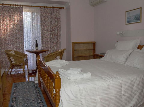 Wine Country Drive Guest House - Australia Accommodation 2