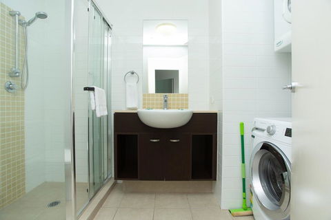 Wings Resort - Private Apartments - Australia Accommodation 2
