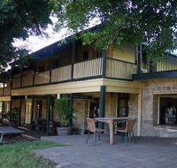 Wisemans Inn - Australia Accommodation