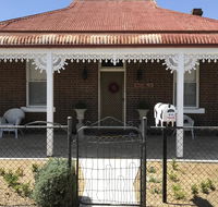 Woodstock Cottage - Australia Accommodation