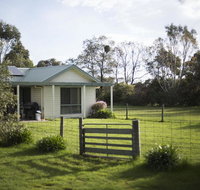 Woongara Cottage - Pet friendly country retreat - Australia Accommodation