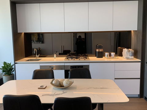 Xu's Residence@No.1 Collins Wharf - Australia Accommodation 2