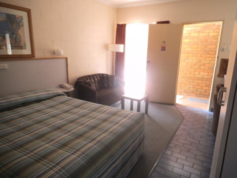 Yarragon Motel - Australia Accommodation 2