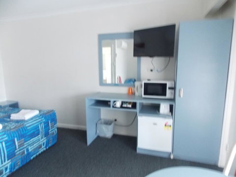 Yass Motel - Australia Accommodation 3