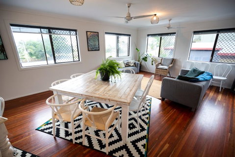 Yeppoon Beachhouse - Australia Accommodation 2