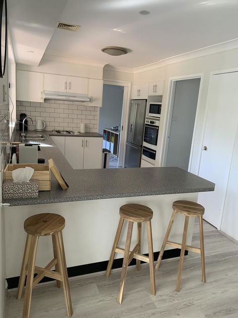 York Cosy Stays - Australia Accommodation 3
