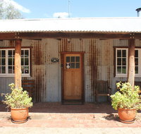 York Cottages and Burnley House - Australia Accommodation